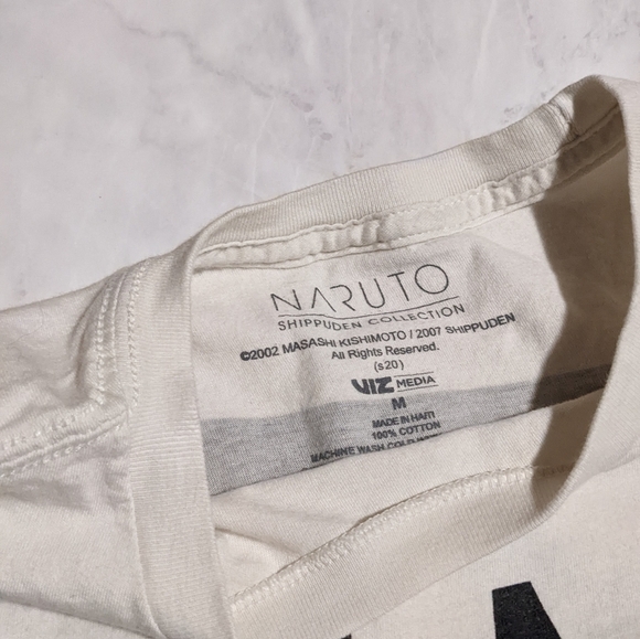 Anime 👕 (MED) - Picture 2 of 4